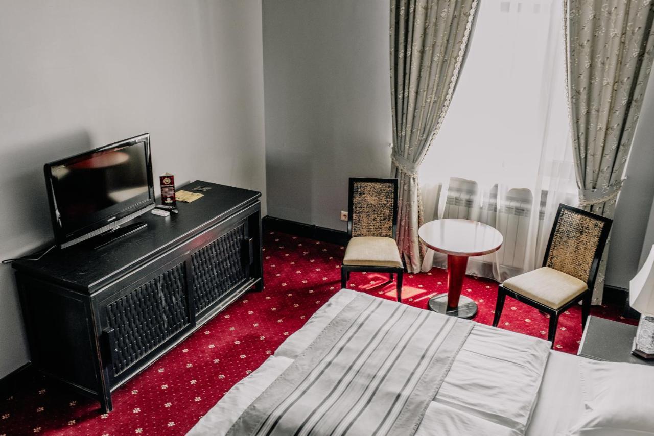 Plaza Hotel Kokshetau Exterior foto